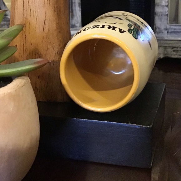 Vintage Arizona Roadrunner toothpick holder - Picture 5 of 6